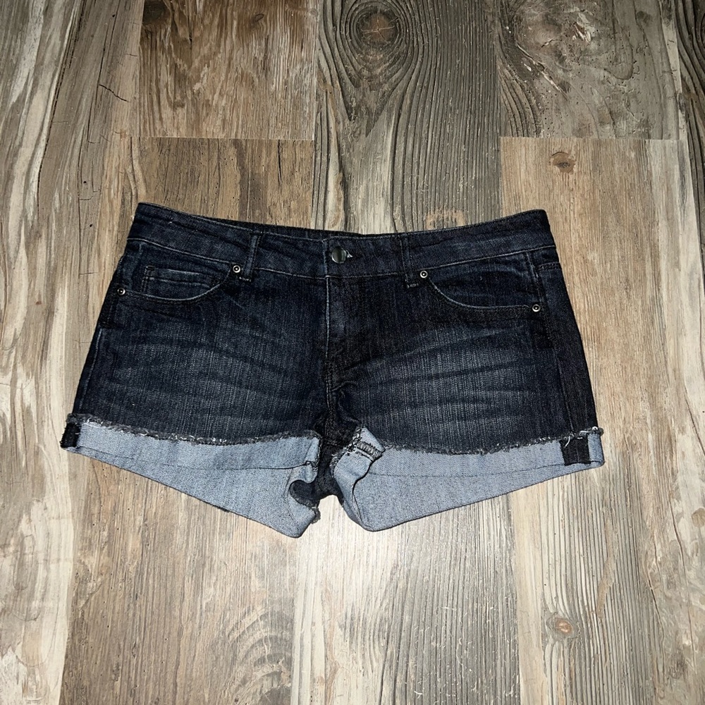 Size 29 shorts